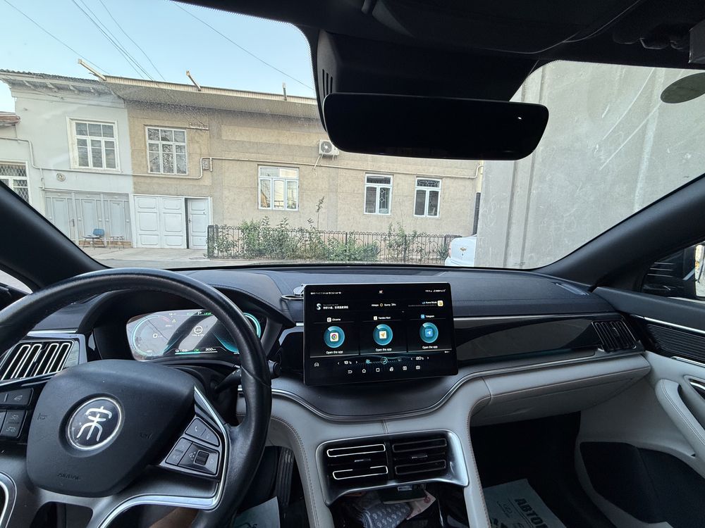 BYD SONG Plus flagship