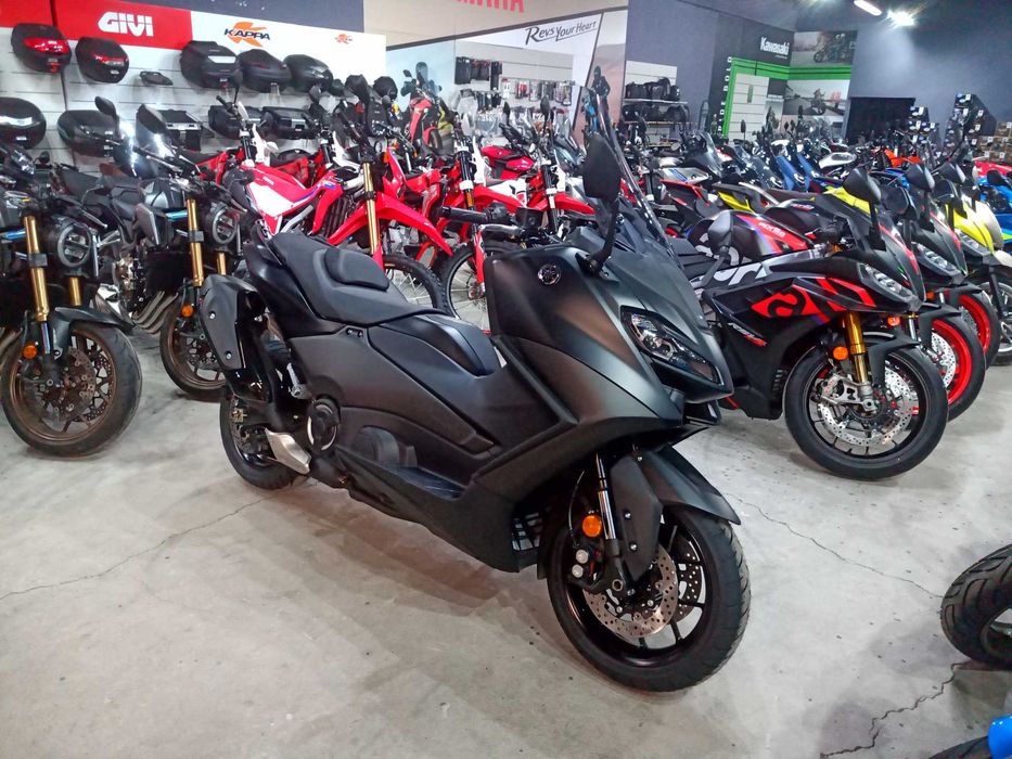 Yamaha T-Max 2024 nou stoc Yamaha Constanta