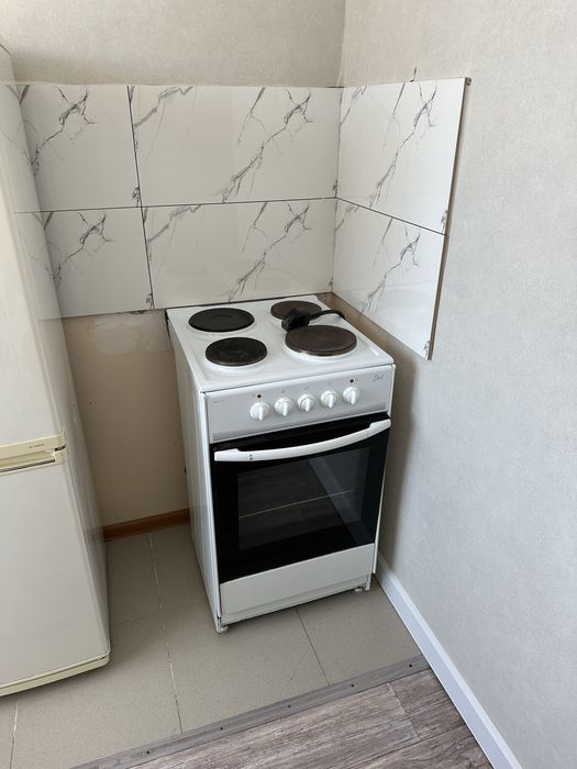 Продам электро плиту. В отличном состаянии. ХОРОШИЙ ТОРГ.