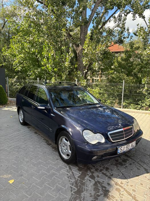 Mercedes benz C200