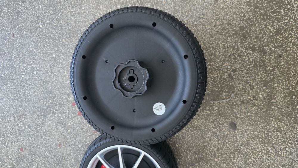 Piese Masinuta Electrica Ferrari Rastar Pentru Copii