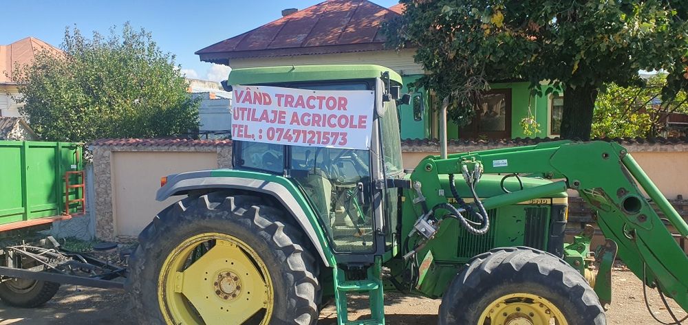 Vand Tractor john deere 6310 si utilaje agricole.