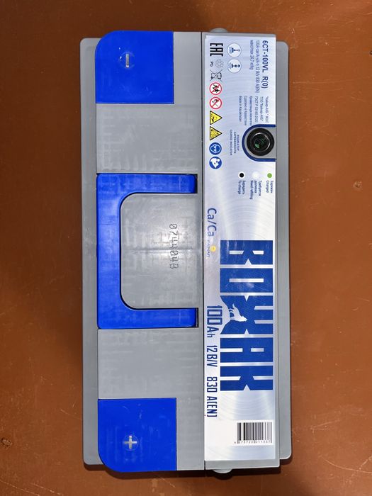 Аккумулятор  ВОЖАК 100Ah 12V 830A