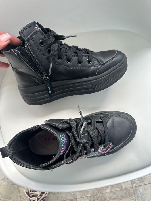 Skechers за момиче