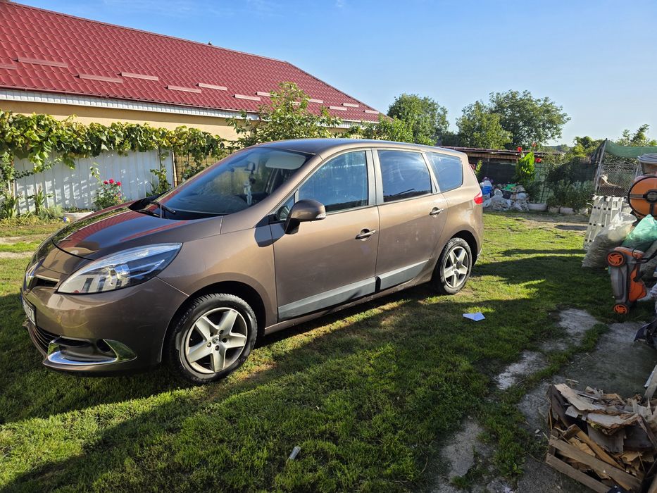 Renault grand scenic 2012 .1.5 dci