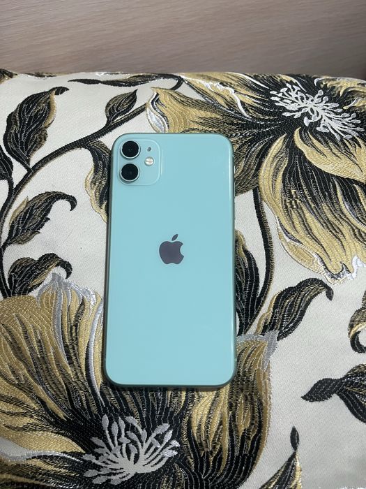 Айфон 11 128 гб идеал обмен нету