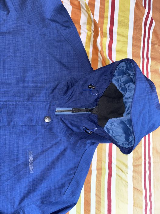 Дамско зимно яке Norheim