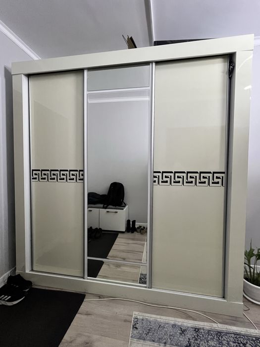 Срочно продам прихожный