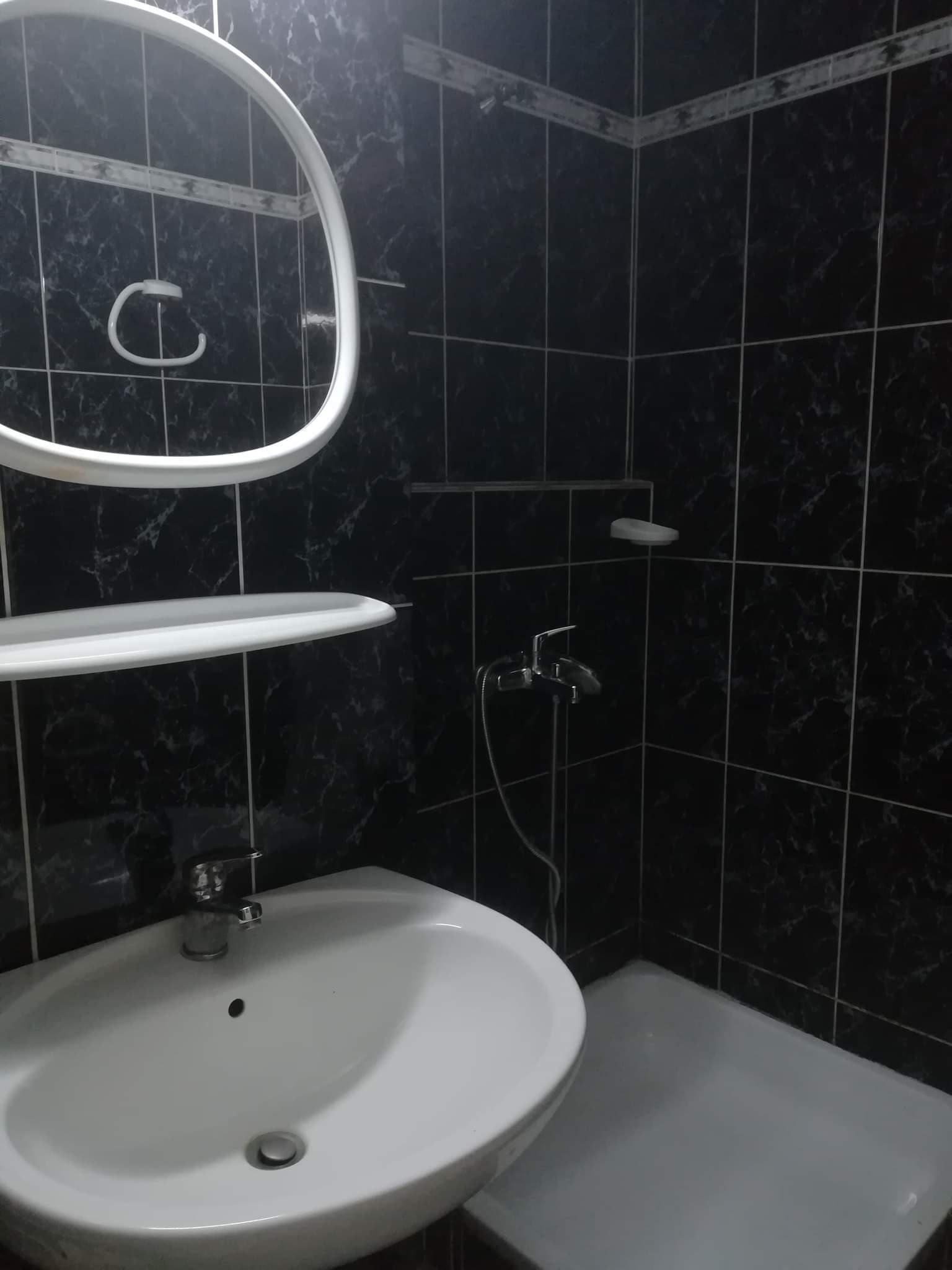 De vanzare apartament cu 3 camere Calea Aradului Oradea