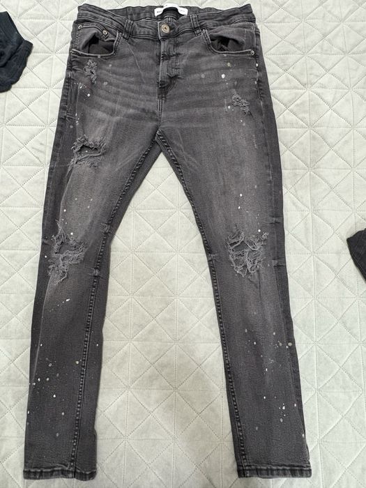 Blugi Bershka Marimea 42