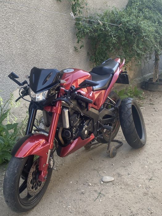 Vând Honda Cbr 125cc sau schimb cu masina