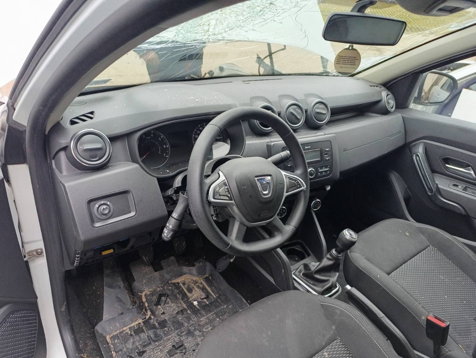На части Dacia Duster 1.5 4×4 / Дачия Дъстър