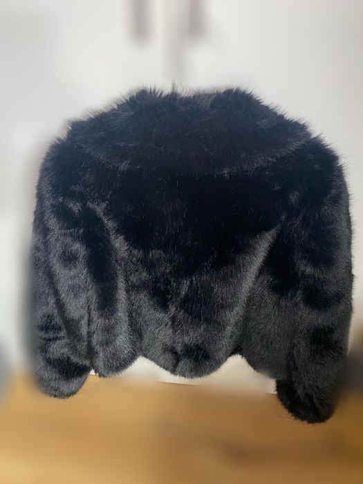 Пухено палтенце - актуално за сезона