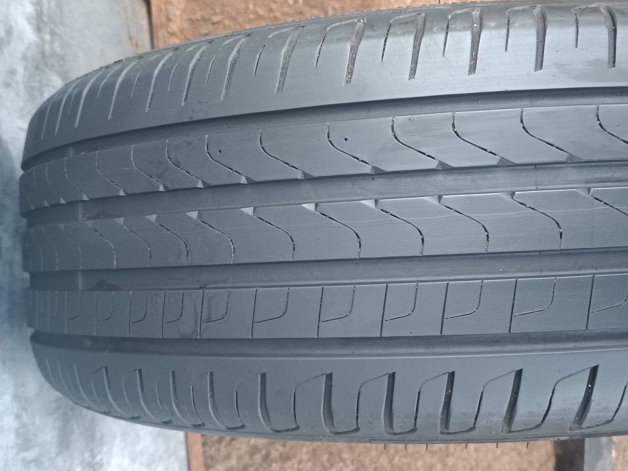 225/45/18 Pirelli