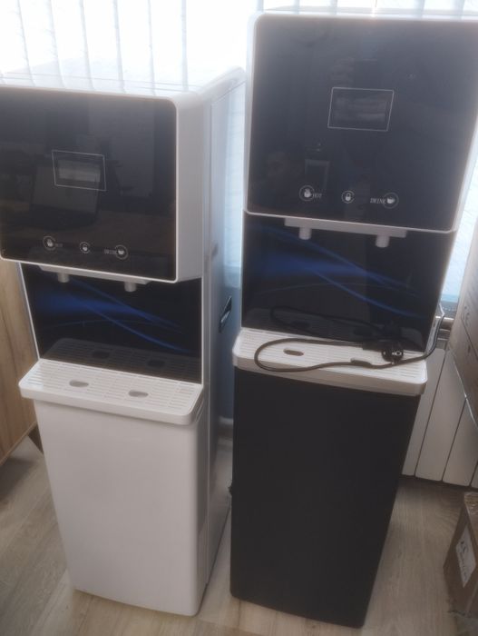 Пурифайер HR-2-30-100G (черный) HR-1-30-
75G(белый) - внутри система