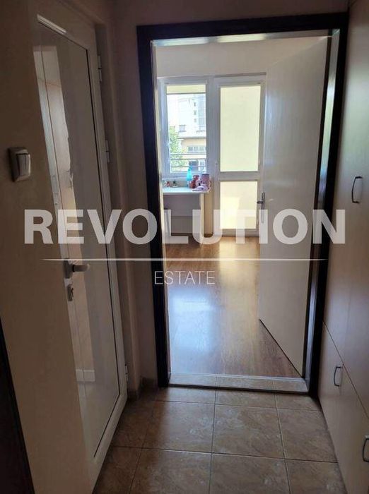 Дава се под наем Тристаен апартамент в Варна, Чайка - 90 кв.м за 600 € - Снимка #9