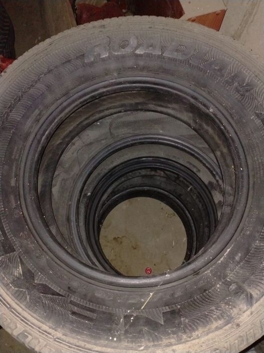 Продам шины зимние