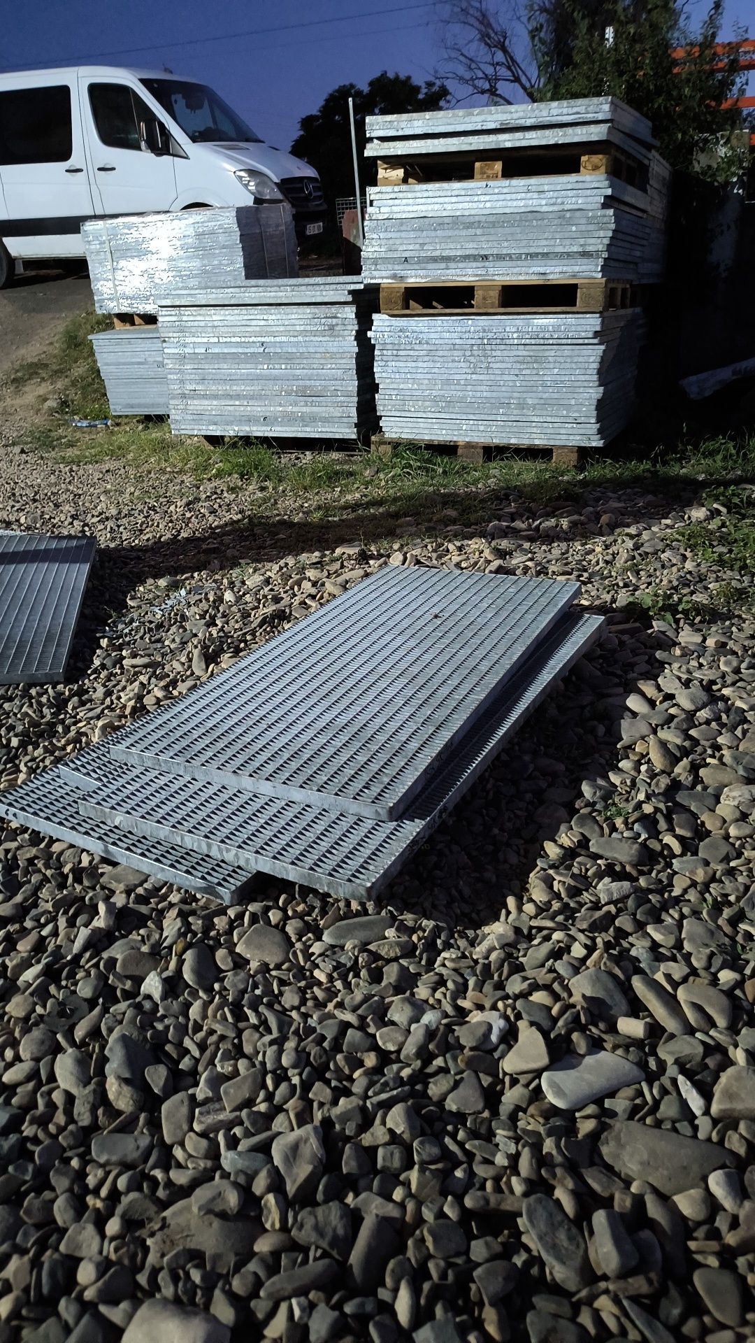 Gretare zincate galvanizate