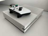Vând consolă Xbox One