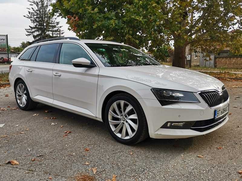 Skoda Superb 1.6TDI Отлично състояние*Здрав*Поддържан