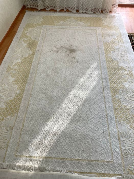 Таза килем ковёр сатылады Актау 5000 тг