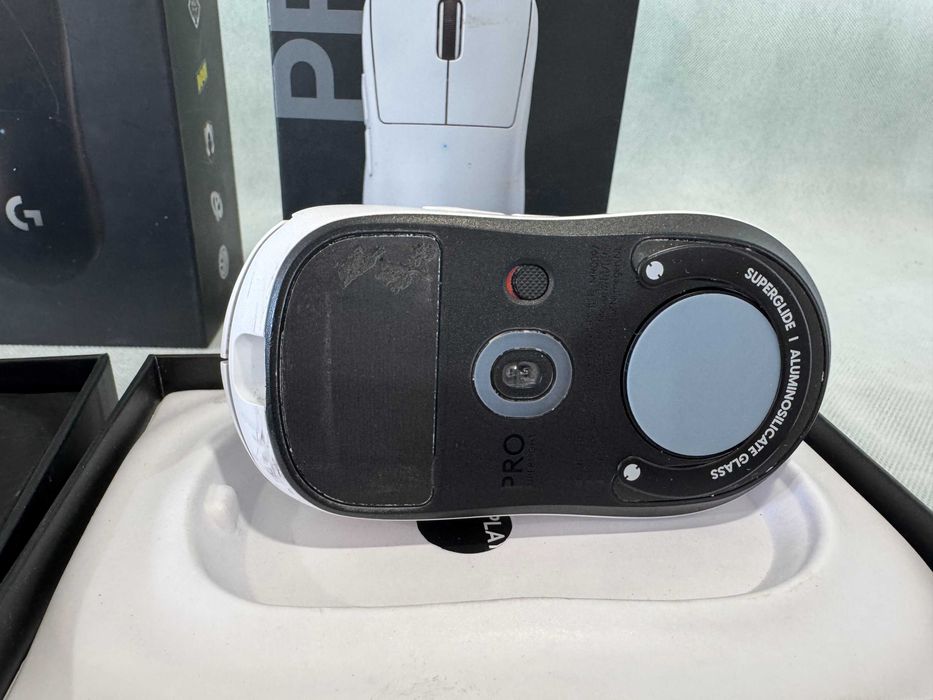 Мишка геймърска Logitech PRO X Superlight 2