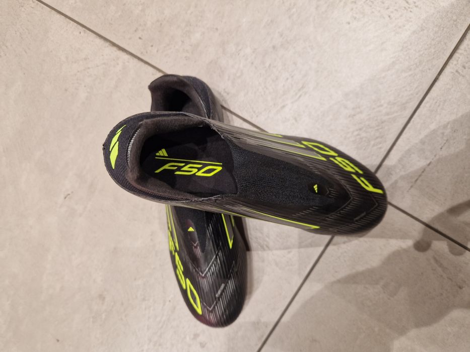 Vand Adidas F50 marimea 43 1/3