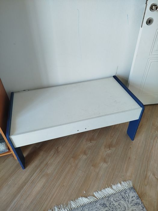 продам детский стол