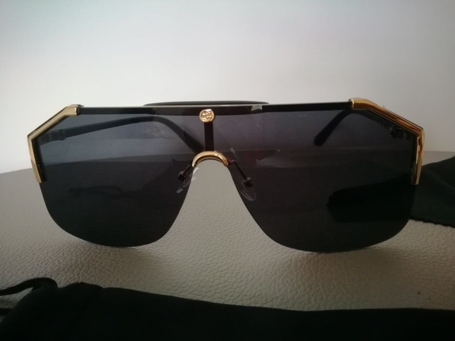 Ochelari Gucci+saculet si servetel OFERTA