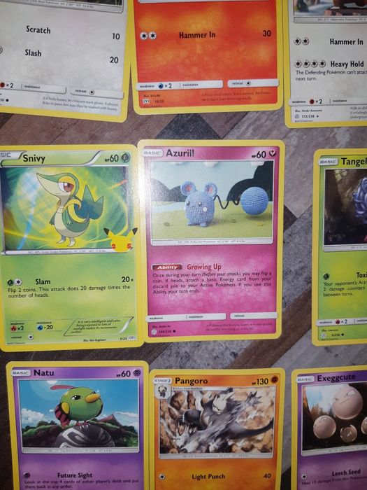 Cartonașe Pokemon