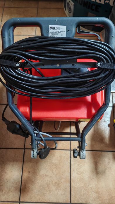 Aparat curățenie profesional  marca Hako model Scrubmaster E 10