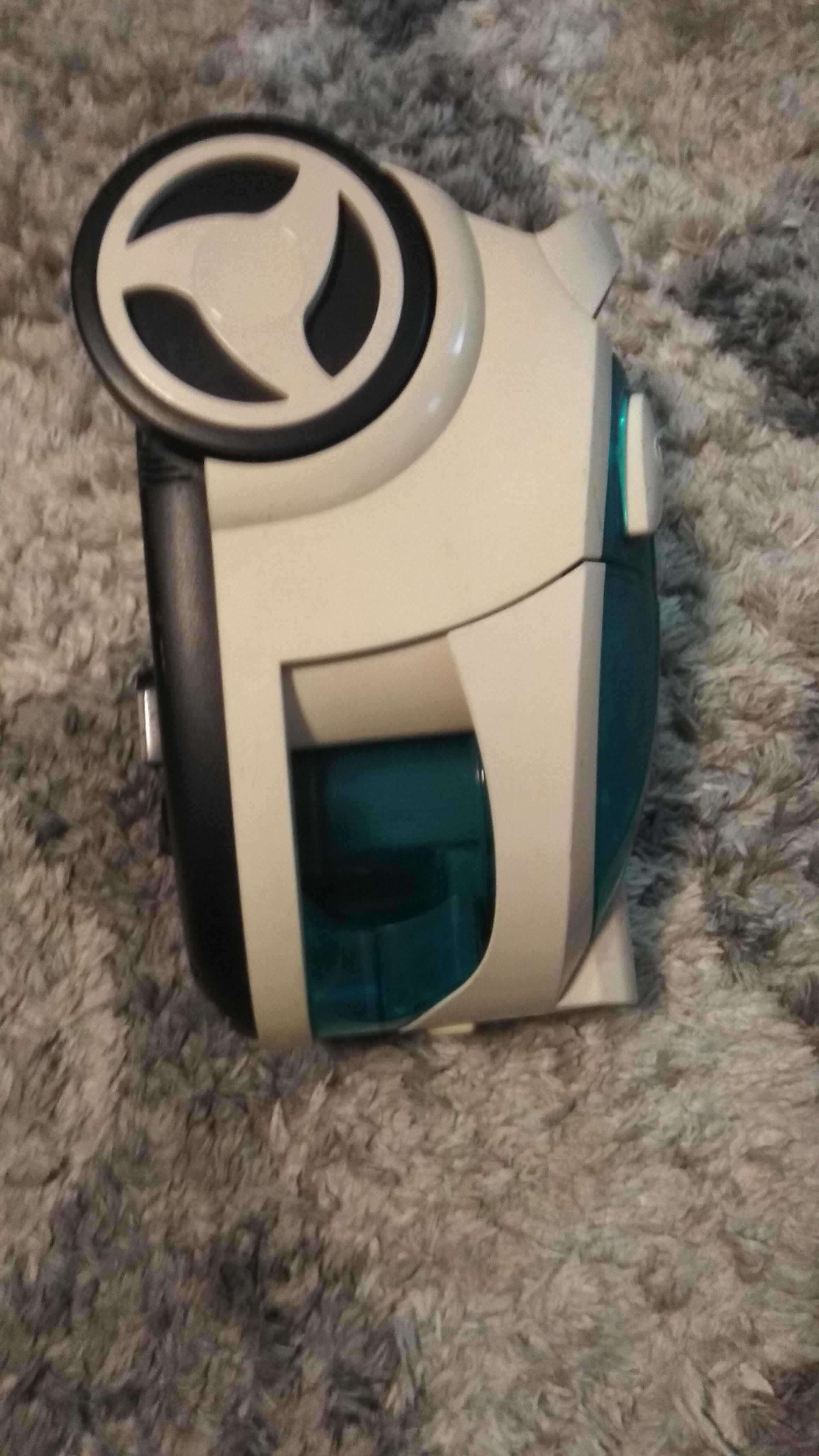 Пылесос Bosch b-825