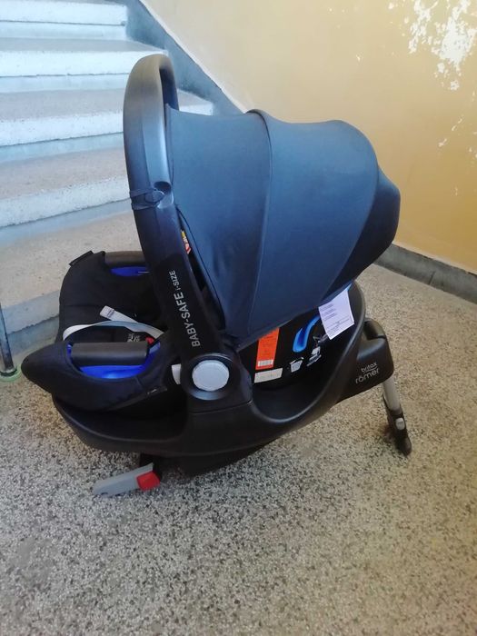 Britax Romer детско столче за кола Baby Safe i-Size ISOFIX 0-13kg
