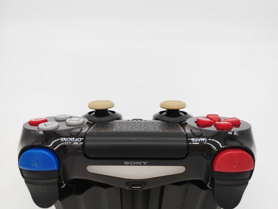 Контролер SONY Dualshock 4 V1 Darth Vader Limited Edition