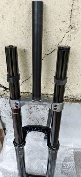 Вилка 29 Rock Shox Boxxer Select Charger RC 180mm 20x110 1-1/8"