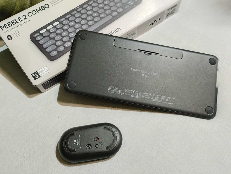 Безжичен Комплект LOGITECH PEBBLE 2 COMBO Graphite