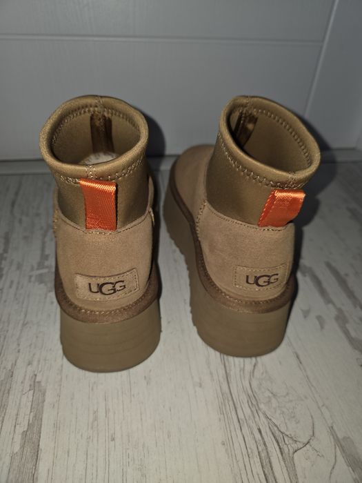 UGG Дамски Боти платформа
