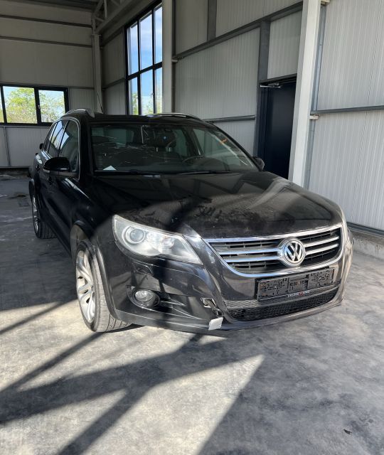 Broasca usa spate stanga 5N0839015A Volkswagen VW Tiguan prima genera