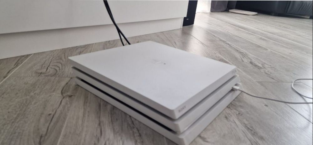 Ps 4 pro / ПС 4 про приставка