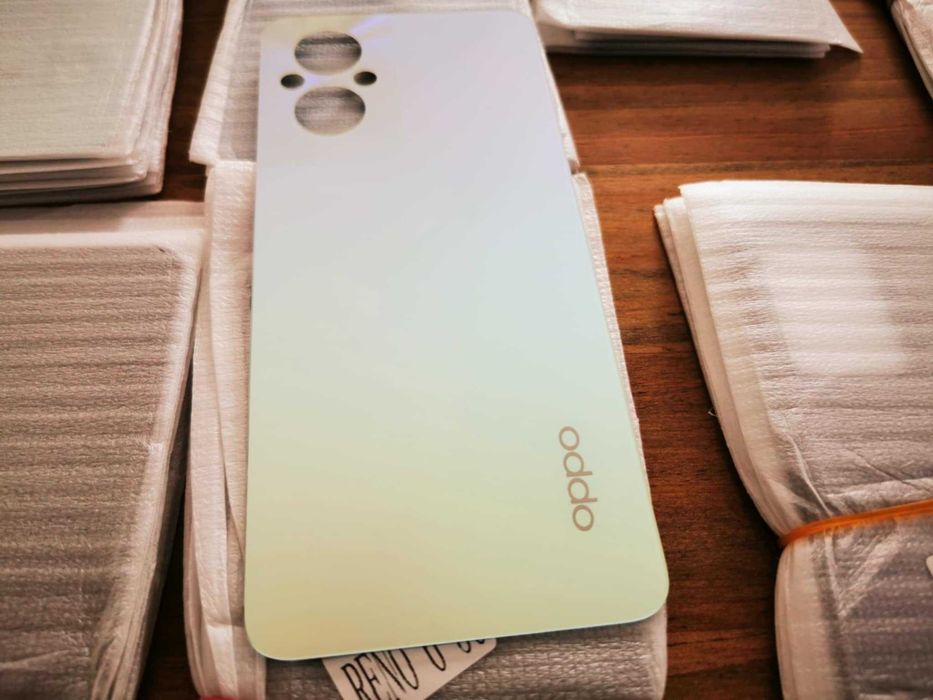 Capac spate + adeziv Oppo Reno A17 A17 A38 A40 A58 A60 A78 A79 A96 A98