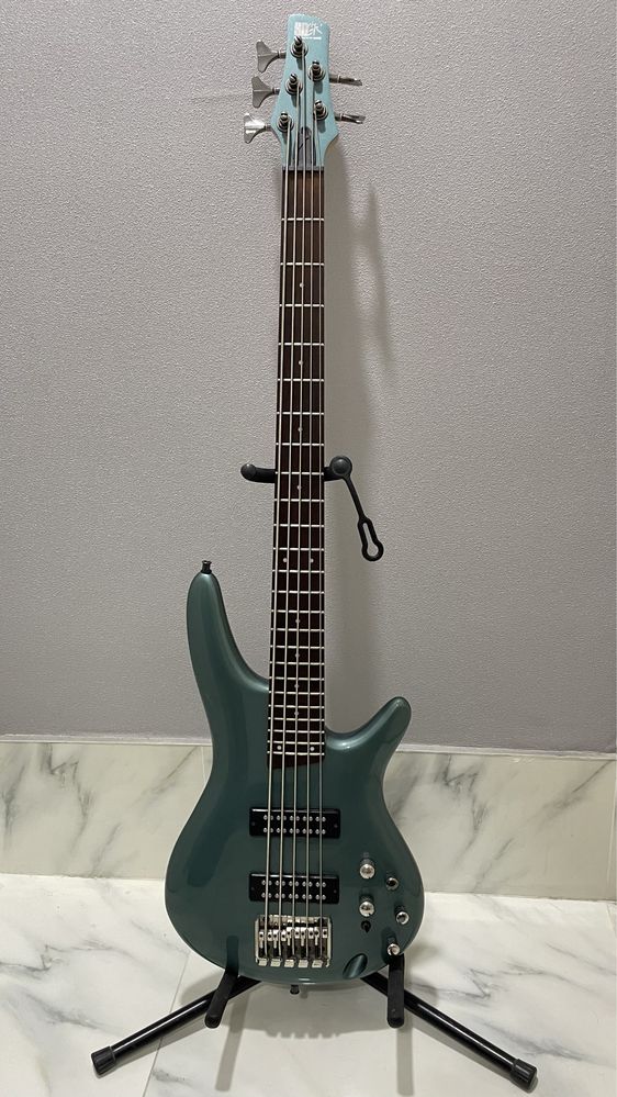 Продается бас-гитара Ibanez SR305E