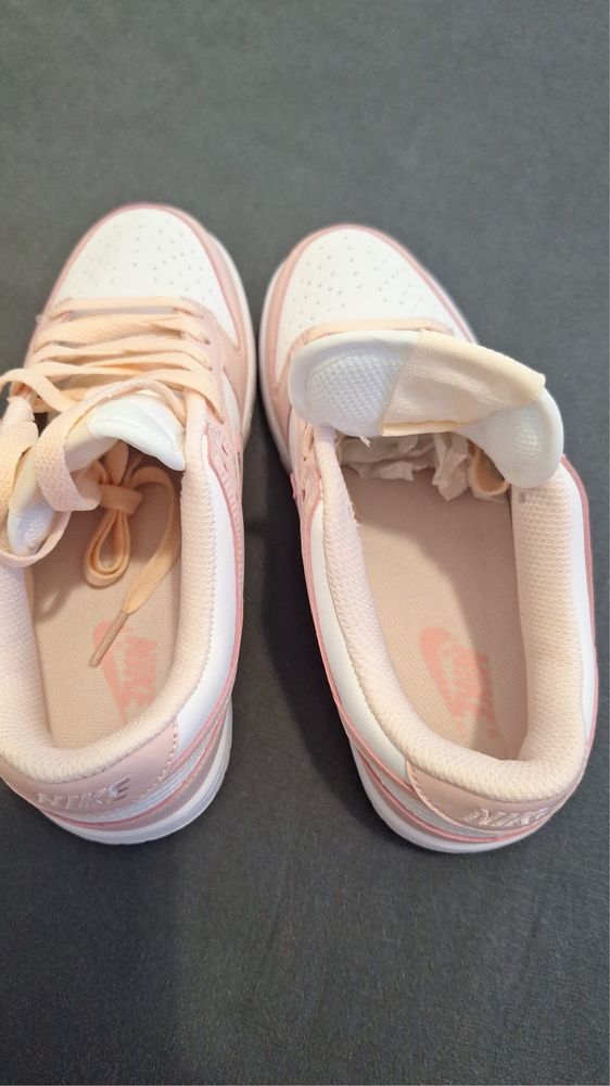 Adidasi Nike Dunk Low Orange Pearl