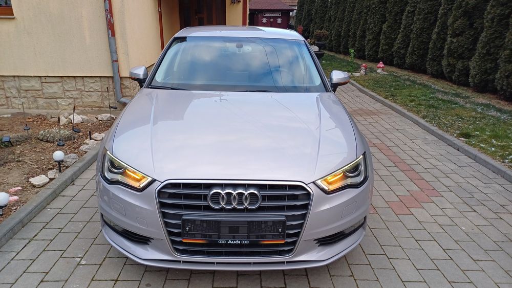 Audi A3 Limuzină 2.0Tdi 150Cp Euro 5 Bi-Xenon LED Navigație