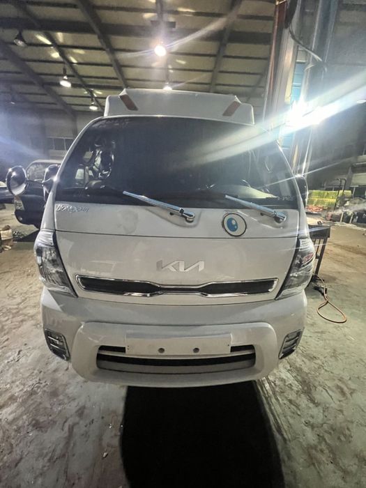 KIA BONGO Zavadskoy Prapan