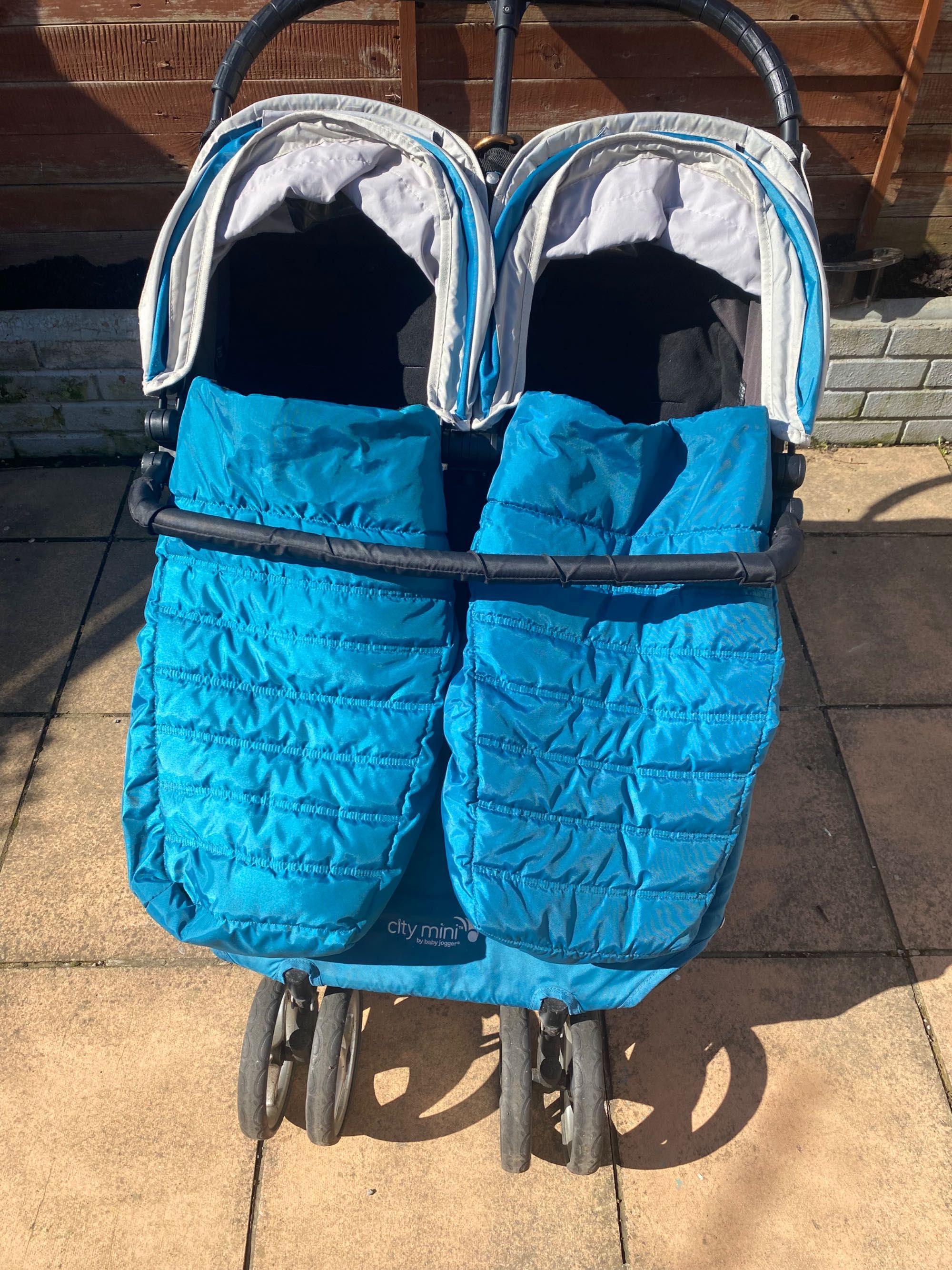 Baby jogger city mini double двойна количка за близнаци