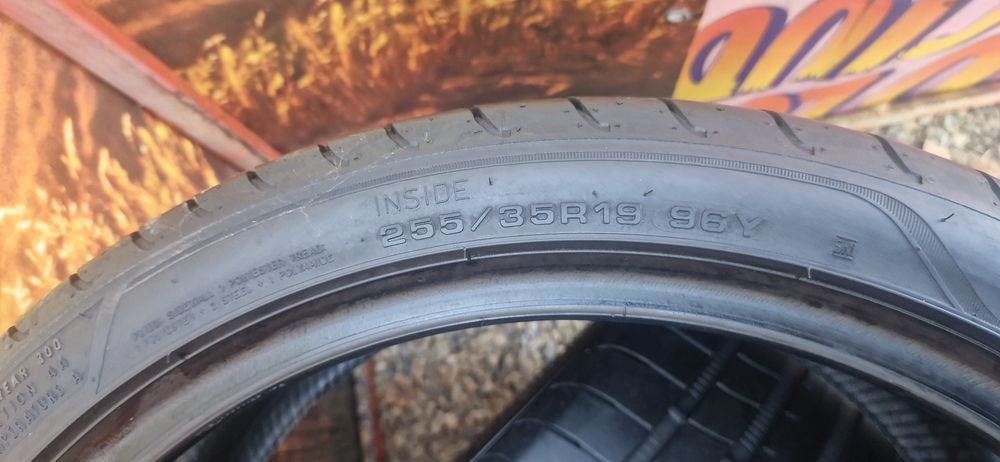 2 Anvelope Good Year originale Bmw 255 35 R19 de vara . Run-flat. 2021
