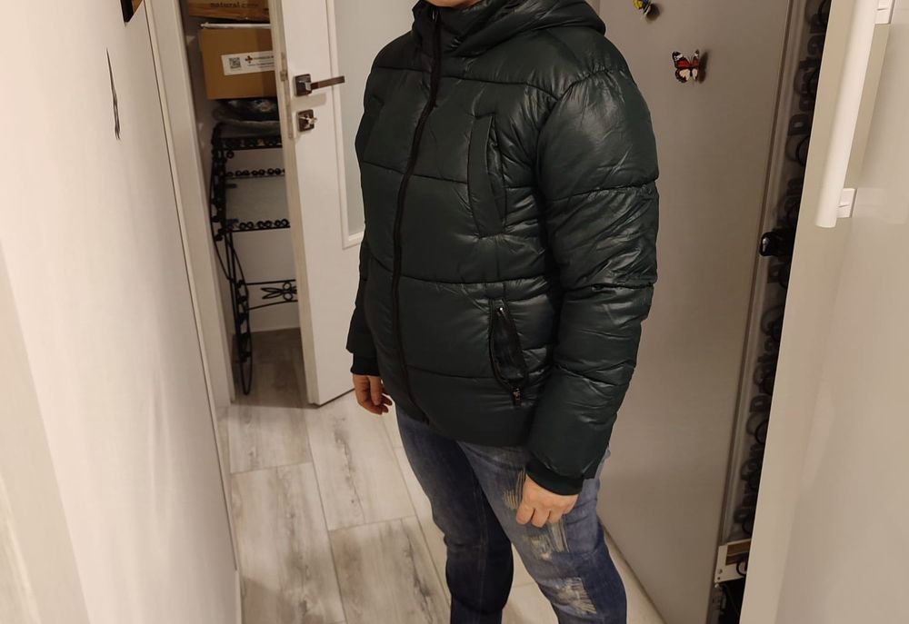 Geci noi cu eticheta