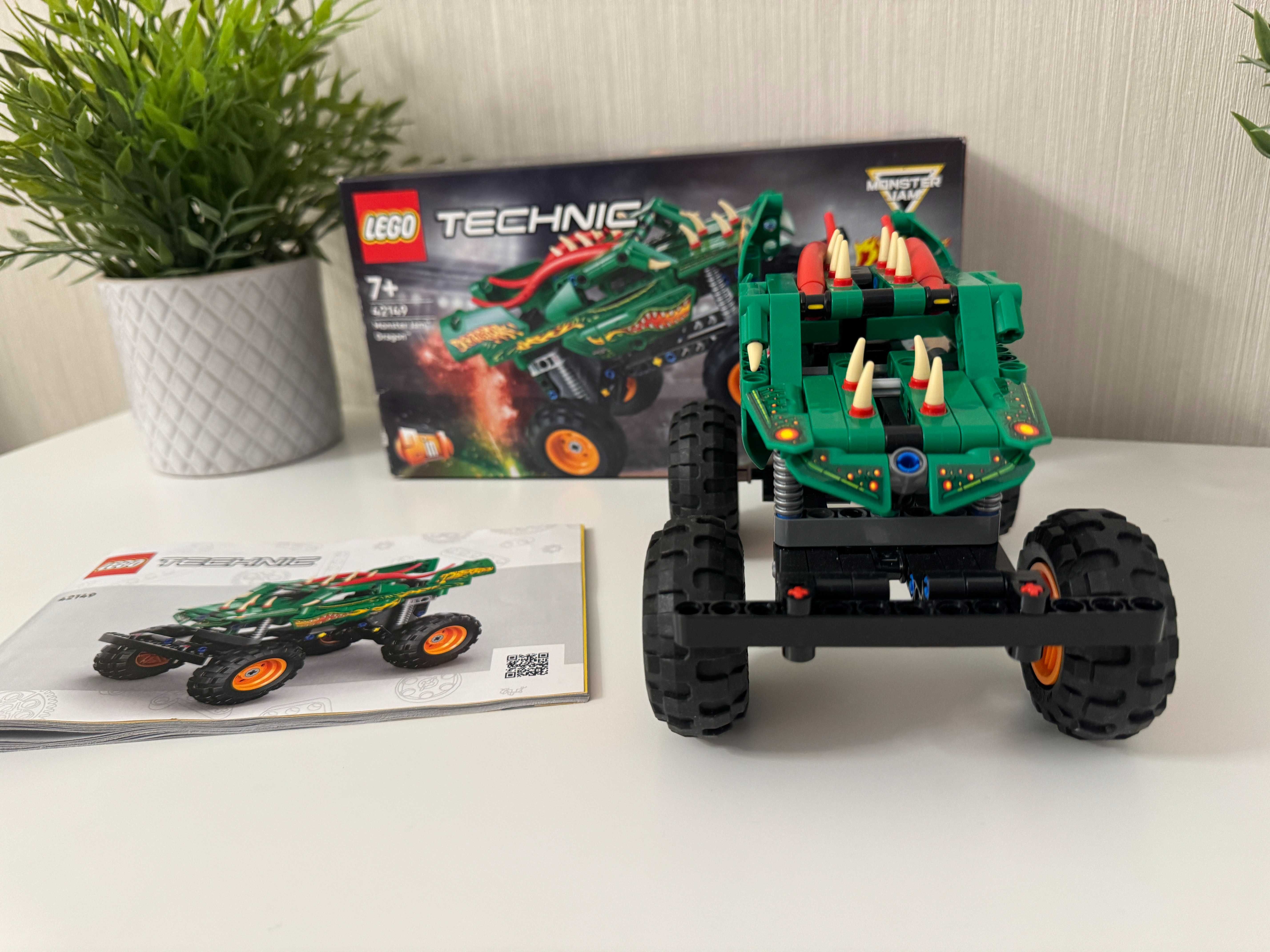 LEGO Technic - Monster Jam™ Dragon™ 42149, 217 piese