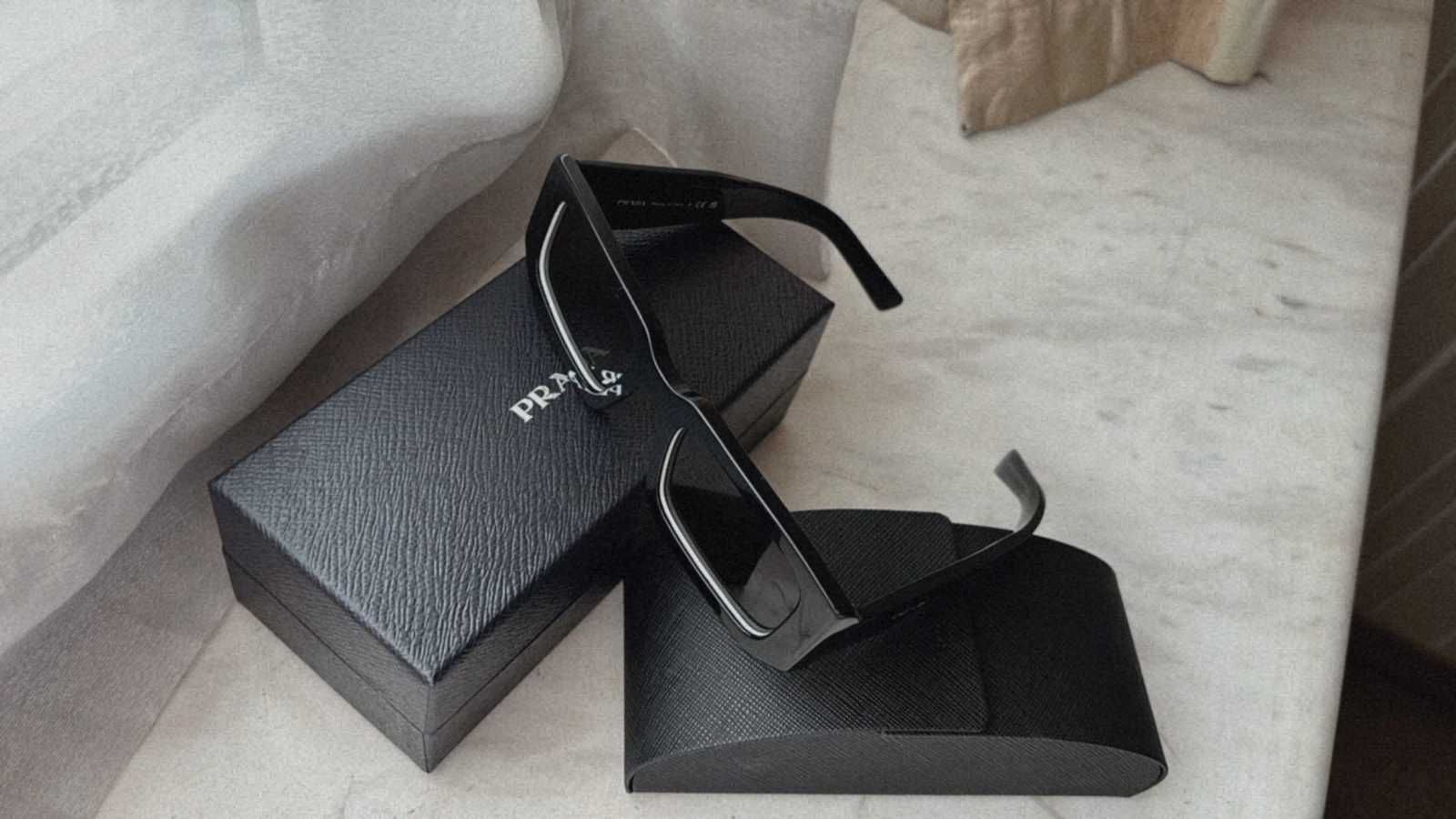 Слънчеви очила Prada