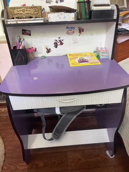 Детский столик для рисования и уроков